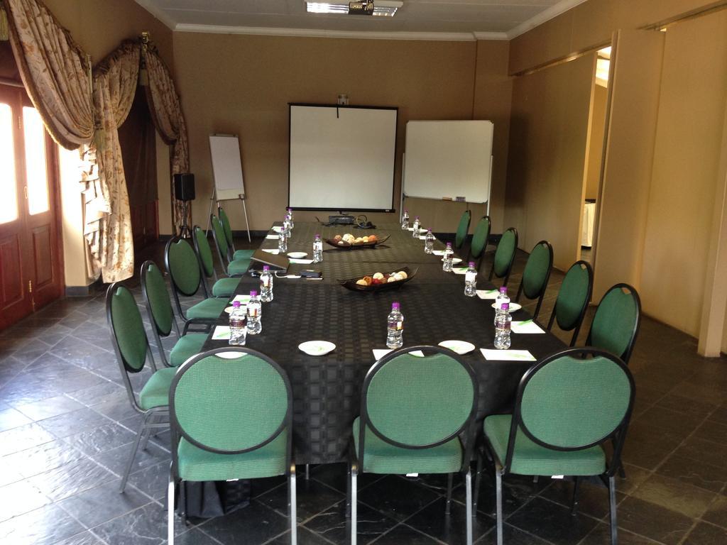 Picanha Grill Guest House & Events Venue Nigel Екстер'єр фото