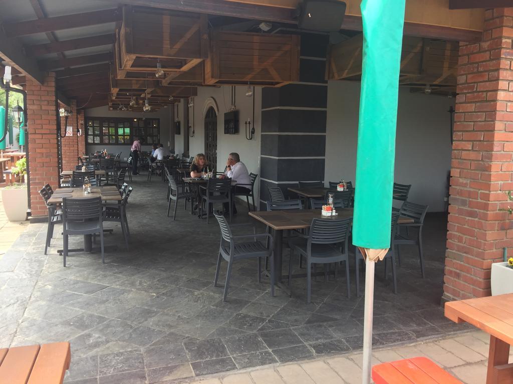 Picanha Grill Guest House & Events Venue Nigel Екстер'єр фото